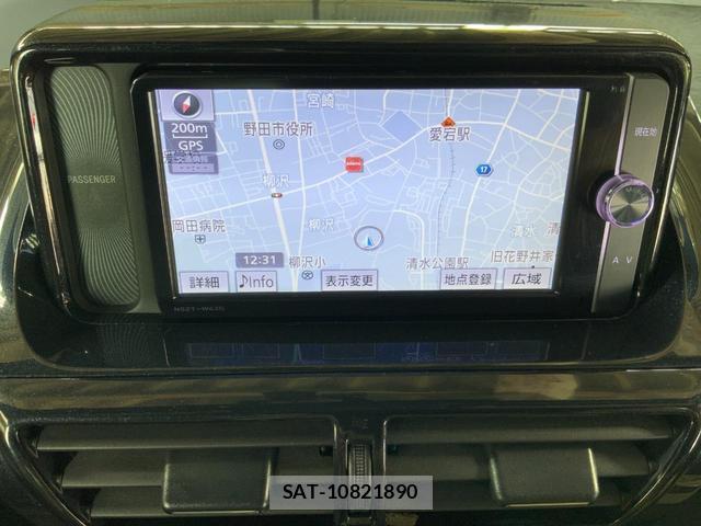 Toyota IQ 2014-05 8072459-2