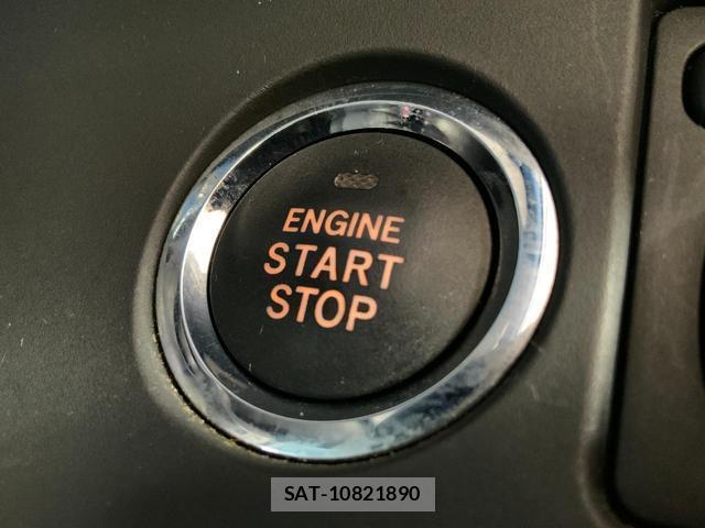 Toyota IQ 2014-05 8072459-5