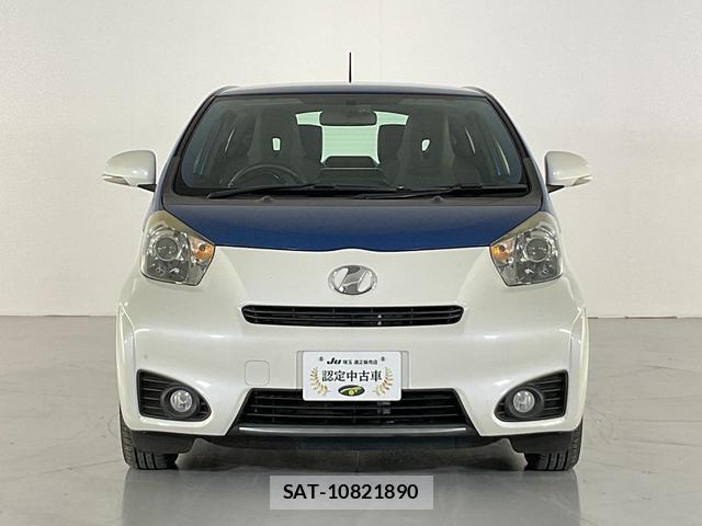 Toyota IQ 2014-05 8072459-8
