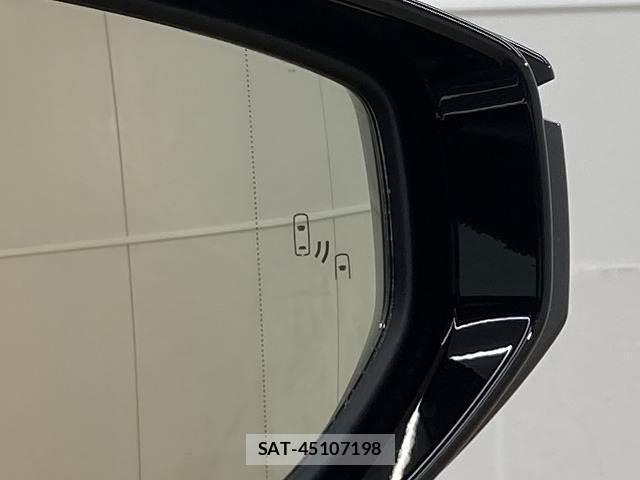 Lexus IS 2021-06 8071553-4