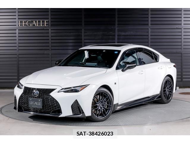 Lexus IS 2023-02 8071705-0