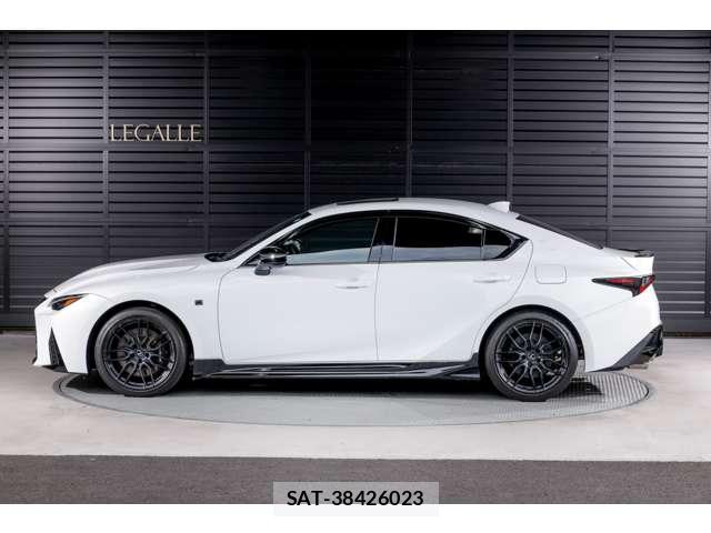 Lexus IS 2023-02 8071705-10