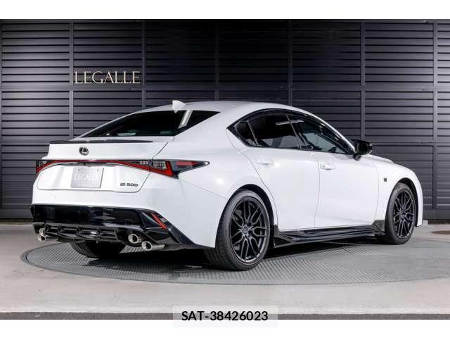 Lexus IS 2023-02 8071705-13