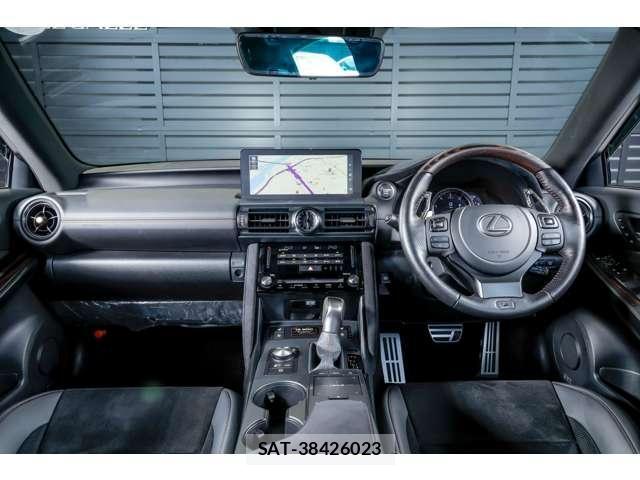 Lexus IS 2023-02 8071705-2
