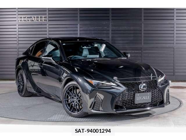 Lexus IS 2023-03 8071706-11