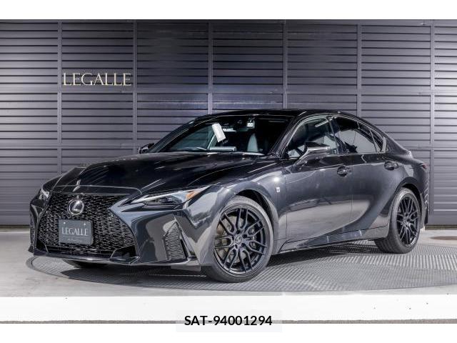 Lexus IS 2023-03 8071706-12