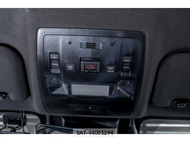 Lexus IS 2023-03 8071706-16