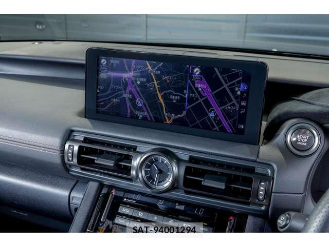 Lexus IS 2023-03 8071706-4
