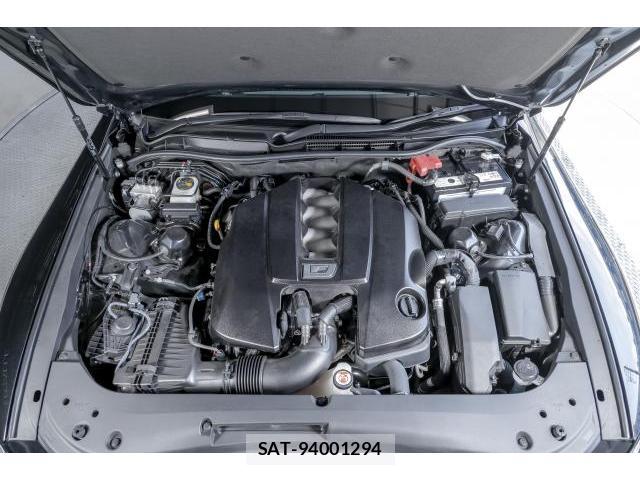Lexus IS 2023-03 8071706-7