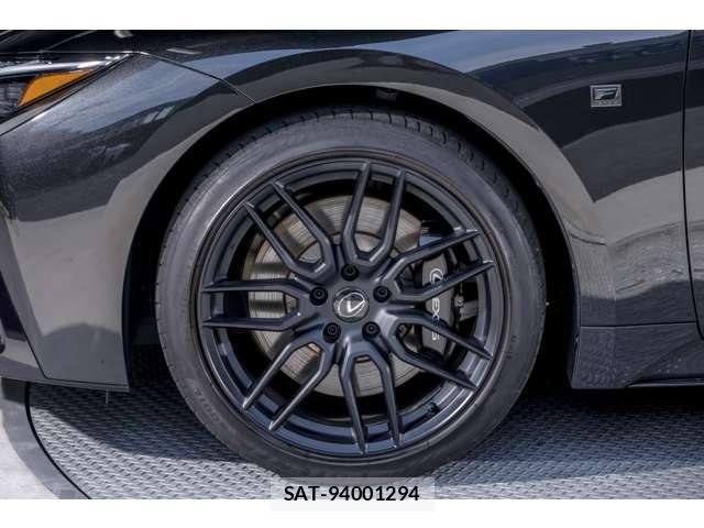 Lexus IS 2023-03 8071706-8