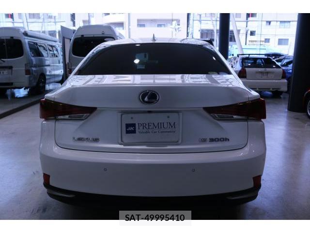 Lexus IS 2017-10 8072223-12