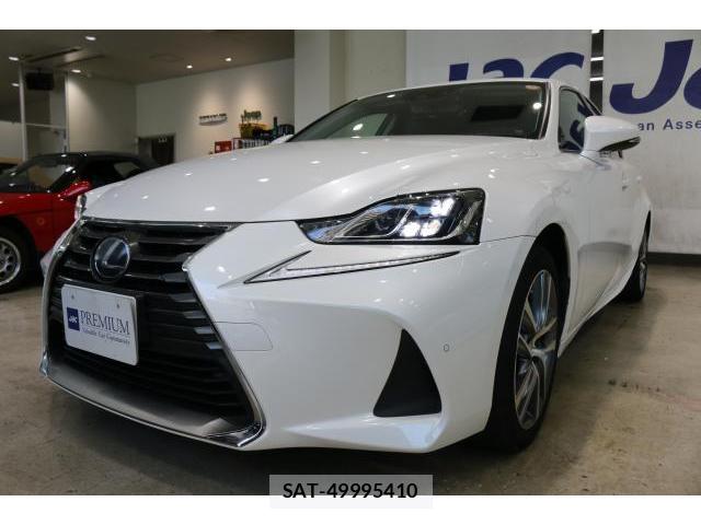 Lexus IS 2017-10 8072223-13