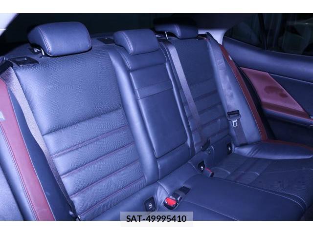 Lexus IS 2017-10 8072223-6
