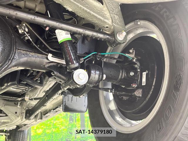 Suzuki JIMNY 2026-06 8071581-19