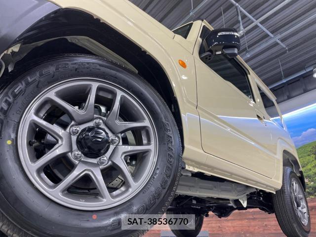 Suzuki JIMNY 2026-03 8071183-11