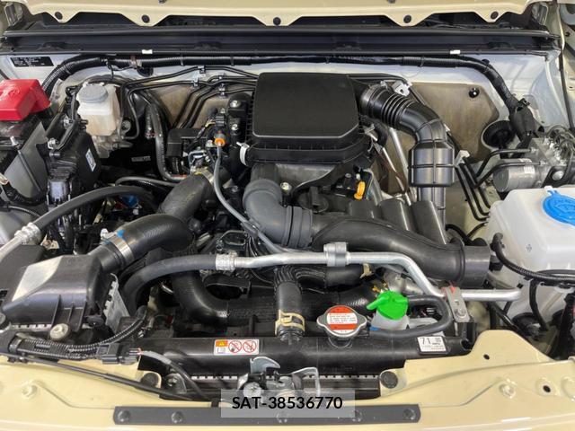 Suzuki JIMNY 2026-03 8071183-16