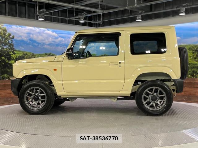 Suzuki JIMNY 2026-03 8071183-19
