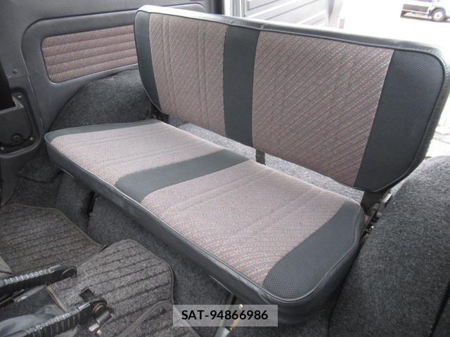 Suzuki JIMNY 1995 8071542-6