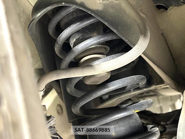 Suzuki JIMNY 2018-11 8072067-19
