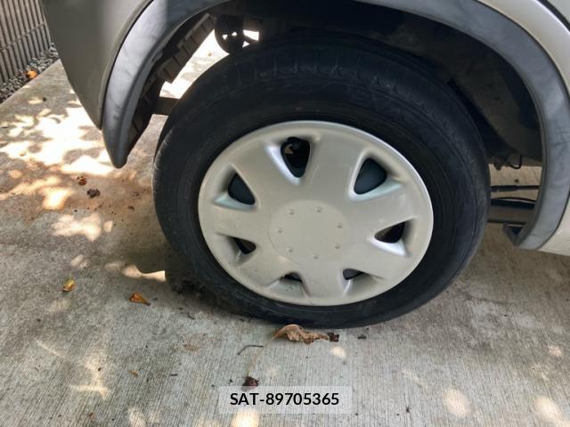 Suzuki KEI 2000-01 8071302-7