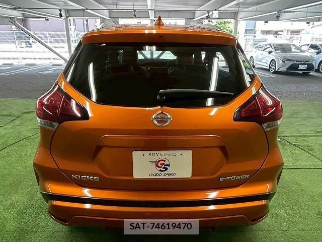 Nissan KICKS 2021-05 8072316-18