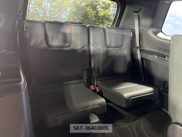 Toyota Land Cruiser 250 2026-04 8071177-11