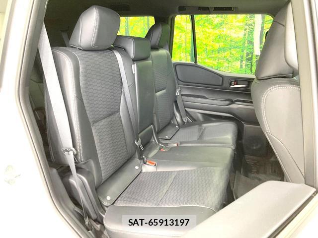 Toyota Land Cruiser 250 2025-01 8071266-8