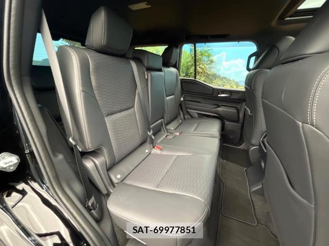 Toyota Land Cruiser 250 2024-11 8071340-8
