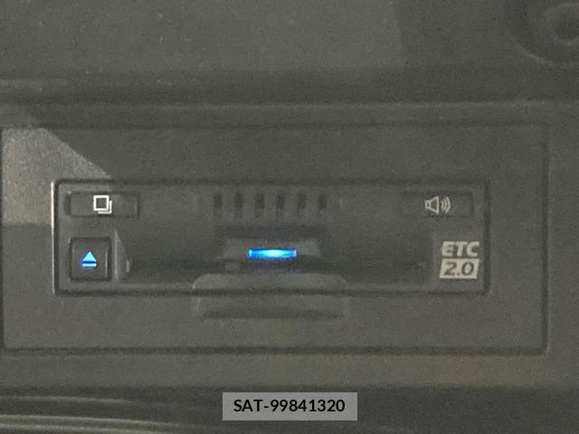 Toyota LAND CRUISER PRADO 2022-09 8071051-6