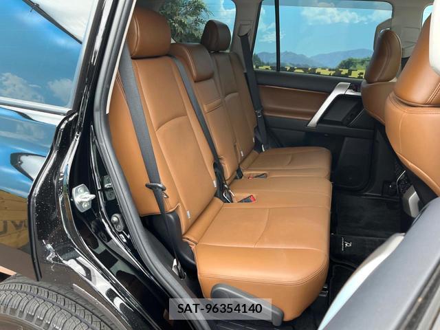 Toyota LAND CRUISER PRADO 2022-07 8071337-7