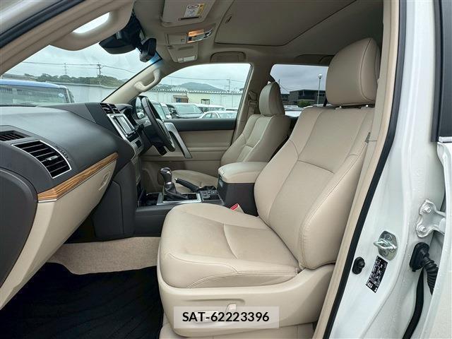Toyota LAND CRUISER PRADO 2023-02 8072066-4