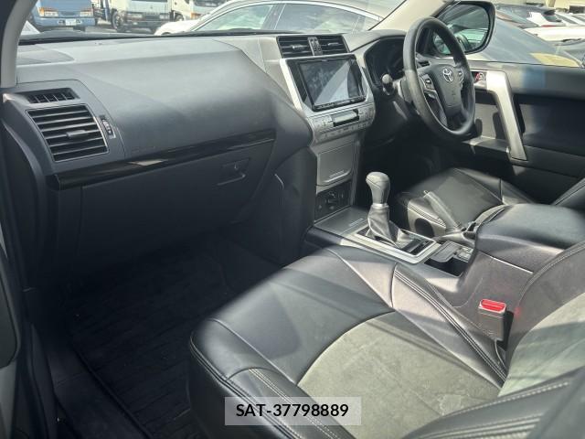 Toyota LAND CRUISER PRADO 2023-02 8072119-4