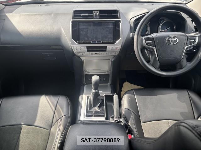 Toyota LAND CRUISER PRADO 2023-02 8072119-8