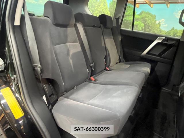 Toyota LAND CRUISER PRADO 2023-07 8072230-8