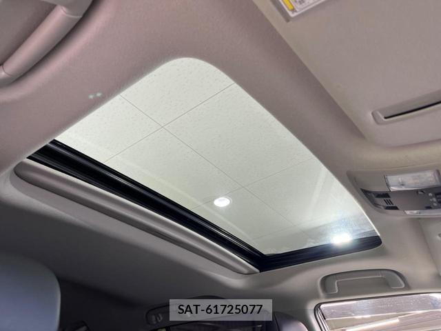 Toyota LAND CRUISER PRADO 2023-03 8072261-2