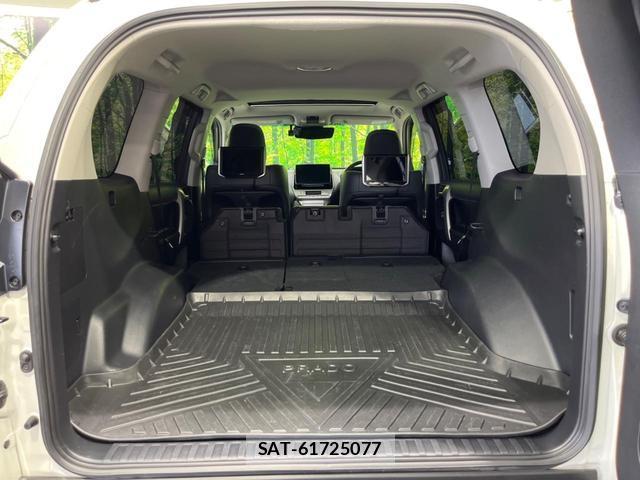 Toyota LAND CRUISER PRADO 2023-03 8072261-9