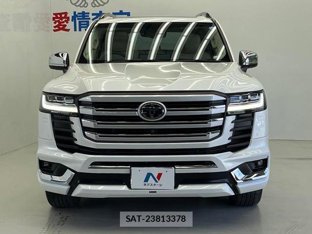 Toyota LAND CRUISER 2023-04 8072005-12