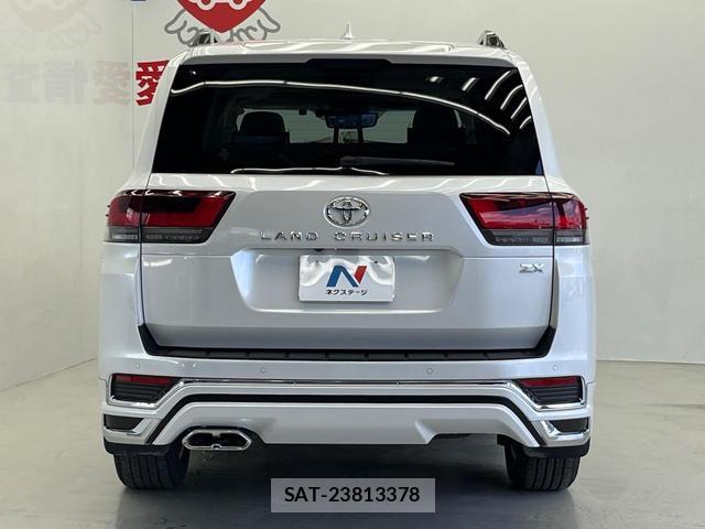 Toyota LAND CRUISER 2023-04 8072005-14