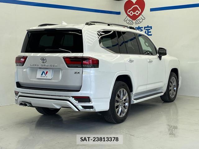 Toyota LAND CRUISER 2023-04 8072005-15