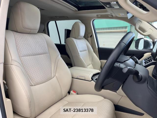 Toyota LAND CRUISER 2023-04 8072005-6