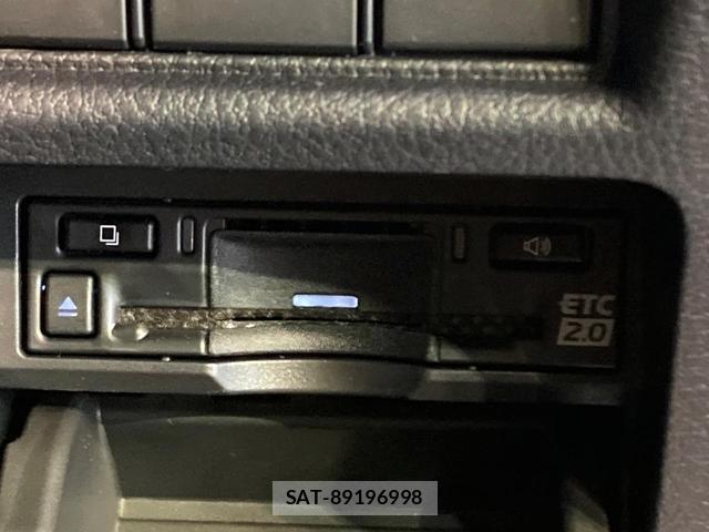Lexus LBX 2024-06 8071046-5