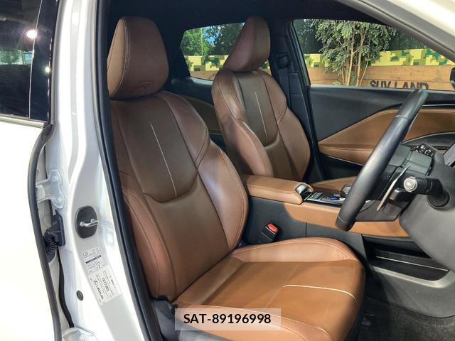 Lexus LBX 2024-06 8071046-8