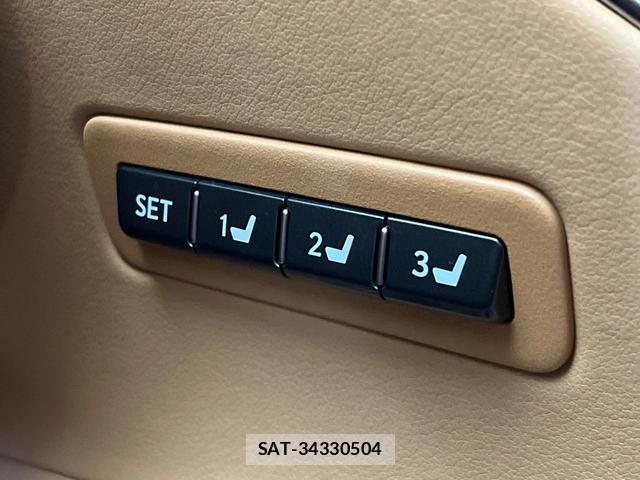 Lexus LC 2017-04 8072498-10