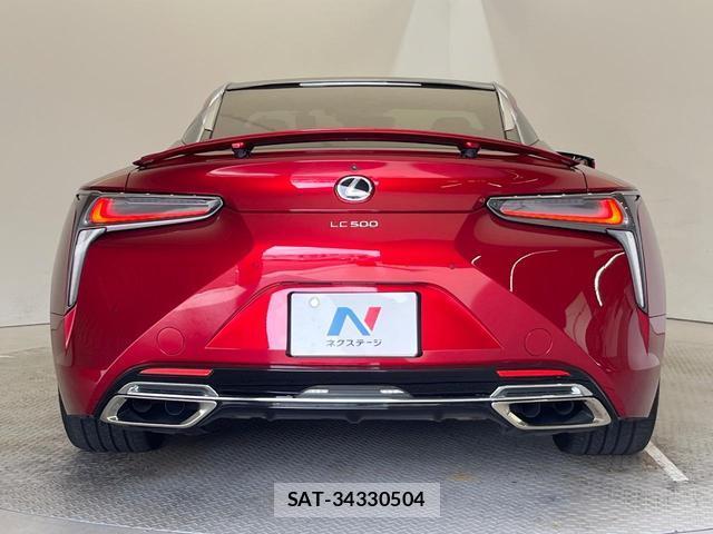 Lexus LC 2017-04 8072498-17
