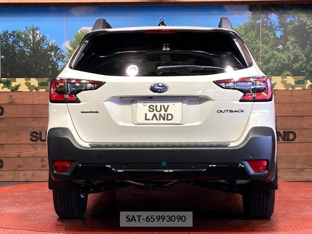Subaru OUTBACK 2022-12 8071047-14