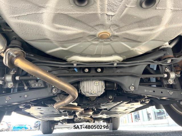 Subaru OUTBACK 2021-01 8071617-18