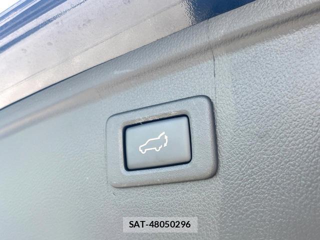 Subaru OUTBACK 2021-01 8071617-2