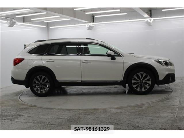 Subaru OUTBACK 2016-10 8072438-3