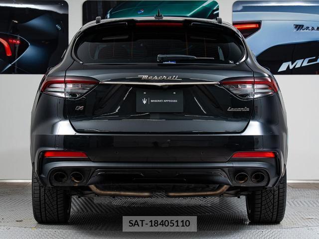 Maserati LEVANTE 2021-06 8071732-18
