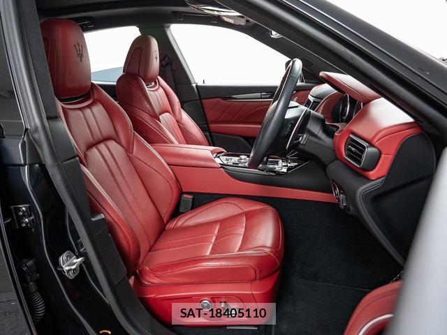 Maserati LEVANTE 2021-06 8071732-8